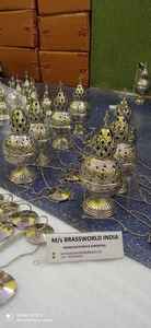 Fournitures d'église confortables en laiton, style européen - Product Image 2