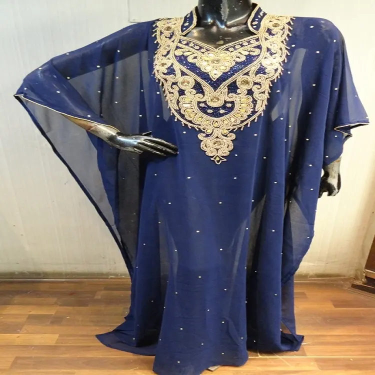 Robe arabe ornée de perles et à la main, longue, de style dubaï,