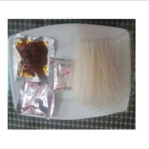 Nouilles séchées de céréales grossières de vermicelles instantanées de riz rose long emballées dans un sac certifié Halal - Product Image 2