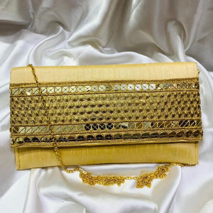 Bolso de noche étnico de seda cruda elegante y elegante para ocasiones especiales - Product Image 1