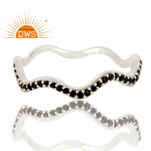 Anillo de plata de ley hecho a mano, anillo de media eternidad, Gema de espinela negra, joyería de plata al por mayor - Product Image 2