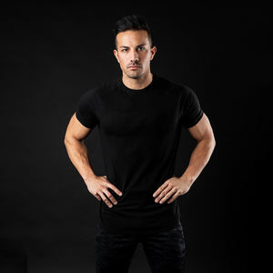 2024 nueva tendencia de manga corta de Color personalizado acanalado dobladillo curvo ropa deportiva ropa de calle moda elegante camiseta - Product Image 3