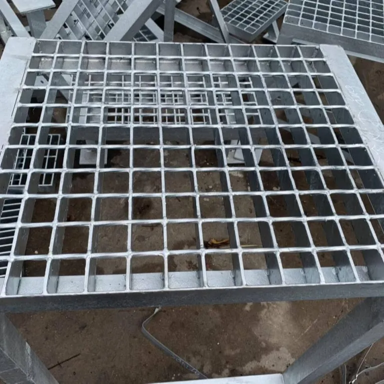 Hot Dip Galvanized/stainless Steel Grid Grating To Construction Building Material