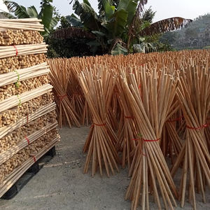 Escoba de Madera Cruda con Cabeza de PVC por Menos de 1 Dólar / Materia Prima para la Fabricación de Palos de Escoba de Madera para Limpieza - Product Image 1