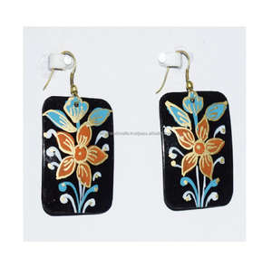 Hong Kong Antique Show bijoux pour femmes 1935 laiton bijoux décontractés Festival martelé coloré boucles d'oreilles gants pour femmes - Product Image 3