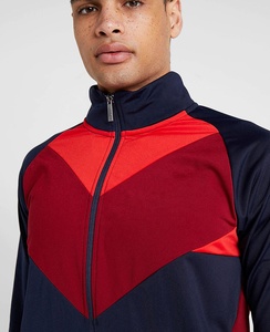 ชุดกีฬาแฟชั่นสำหรับผู้ชายชุดวอร์มเข้ารูประบายอากาศมีแถบข้าง - Product Image 4