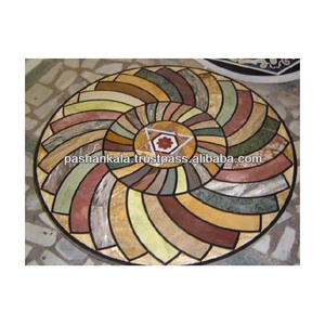 Mesa de centro con forma redonda, diseño de mosaico de mármol - Product Image 1