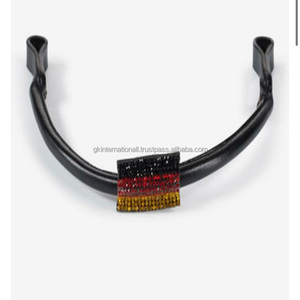 Banda de cuero con bandera clásica para caballo, accesorio de lujo negro con lazo de bandera pequeña en cristales brillantes - Product Image 3