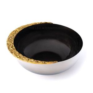 Bol en métal doré artistique avec cadre à motifs végétaux inspirés de la nature, parfait pour une décoration d'appoint unique pour la maison, vente en gros - Product Image 6