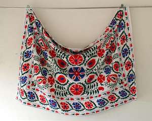 Manta Decorativa Bordada Estilo Suzani Uzbeko, Cubrecama, Tapiz, Mantel, para Cama Individual, Sofá - Product Image 1