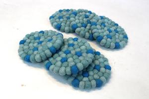 Juego de 6 posavasos de mesa de lana 100% hechos a mano juego de posavasos de fieltro multicolor ecológico - Product Image 3