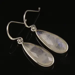 Batu Bulan Anting-Anting Biru Api Briollete Memotong RAINBOW Moonstone 925 Sterling Perak Menawan Perhiasan Anting-Anting