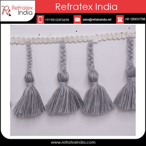 Flecos con borlas colgantes en oferta - Product Image 3