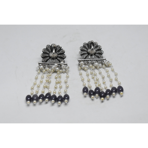 แฟชั่นล่าสุดทำด้วยมือแบบตะวันตกที่สวยงามห่วงทองเหลืองสีเงินมีลักษณะเหมือนนกยูงหินต่างหูสำหรับเด็กผู้หญิงและผู้หญิง - Product Image 1