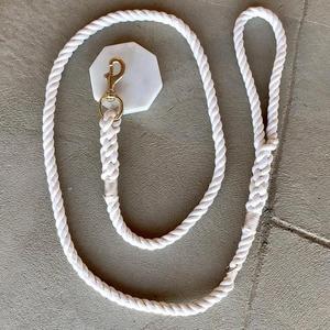 หนังจูงสุนัขทํามือธรรมชาติ - Product Image 1