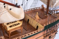 Maquette de bateau en bois artisanale Batavia XXL 120 cm, réplique peinte avec support de présentation, décoration nautique pour la maison ou le bureau, cèdre OMH T364 antique