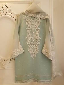 -อินเทรนด์-Kurta กับชุดกางเกงสำหรับงานปาร์ตี้-สวมใส่-ชุดที่มีสไตล์-งาน Applique สำหรับงานปาร์ตี้/งานแต่งงาน = 2021 - Product Image 2