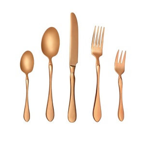 Utensilios de cocina de diseño hecho a mano, artículo de catering para uso doméstico, juego de cubiertos de metal con acabado brillante de estilo lujoso - Product Image 3