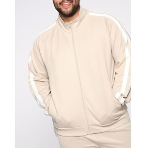 Conjunto de 2 piezas deportivas personalizadas para hombre, traje de pista corta de alta calidad, talla grande - Product Image 2