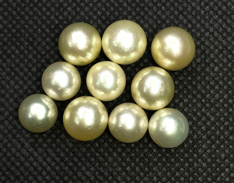 ทะเลสีฟ้า