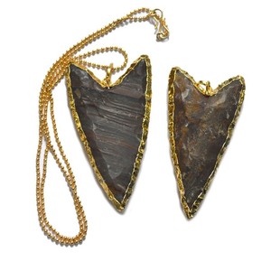 Collier de pointes de flèches plaqué or de la meilleure qualité en pierre précieuse d'agate de qualité supérieure à vendre - Product Image 1