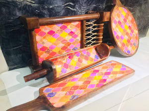 2022 nouvelle planche à découper en bois ronde personnalisée bloc à découper en bois et résine de l'Inde pour une utilisation en cuisine produit de cuisine à domicile - Product Image 6