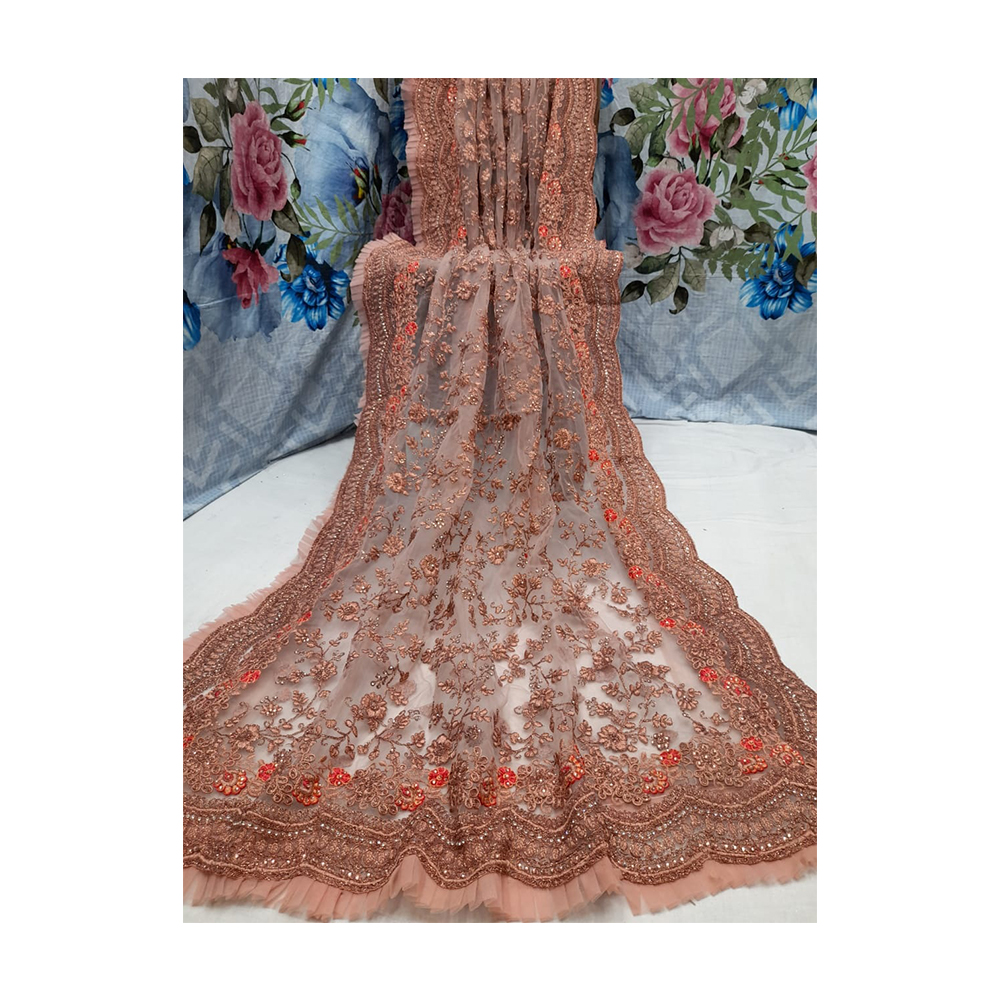 Великолепный дизайн свадебной одежды Meenakari на мягком сетчатом сари по лучшей цене