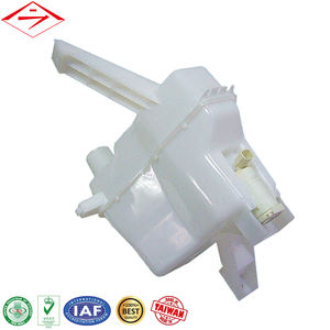 Réservoir de réservoir de lave-glace de pièces automobiles de rechange en gros de Taiwan pour NISSAN TIIDA 06 '~ 12' - Product Image 1