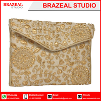 Sac à main/sac bandoulière ethnique en tissu brodé pour femme Brazeal Studio, fermeture éclair, motif géométrique, beige, doublure en polyester plissé