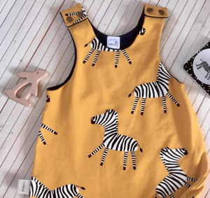 ชุดคลุมเด็กมีระบาย - Product Image 3