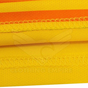 Ensemble d'uniformes de football unisexe 2023, vente en gros, maillot en nylon/cachemire, manches courtes, séchage rapide, personnalisation du nom de l'équipe - Product Image 5