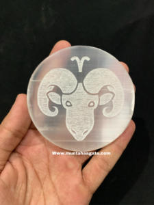 Placa de carga de selenita grabada del zodiaco de acuario hermosa forma de círculo blanco cristal de ágata Muntaha otras artesanías de cristal - Product Image 3
