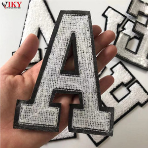 Transfert thermique Mode Logo 3D Grandes lettres et chiffres sur vêtement Broderie Sweats à capuche Patchs en chenille personnalisés - Product Image 2