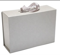 Boîte-cadeau magnétique pliable en carton avec ruban, 50 pièces, grande boîte de luxe noir, emballage en papier blanc, prix d'usine, demande en mariage