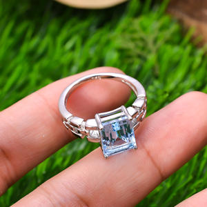 92.5แหวนเงินสเตอร์ลิง4.8กรัมชาติพันธุ์เครื่องประดับธรรมชาติสีฟ้าบุษราคัมพลอยเหลี่ยมเพชรพลอยเหลี่ยมเพชรพลอยทรงสี่เหลี่ยมผืนผ้าขายส่ง - Product Image 3