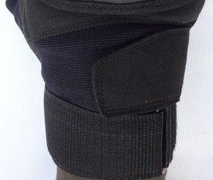 ถุงมือกีฬากลางแจ้งหนังพรีเมียม KEVEN IMPEX - กันลื่น รองรับหน้าจอสัมผัส กันน้ำ ระบายอากาศได้ดี ดีไซน์แบบเต็มนิ้ว - Product Image 4