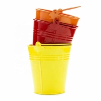 Petits seaux en métal coloré, seaux en métal jaune vif, seaux en métal décoratifs