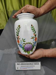 Urna humana de aluminio pintada a mano de Homebia Brassworld, suministros funerarios de la India - Product Image 2