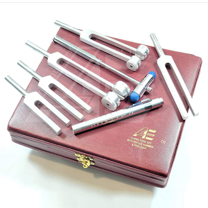 Ensemble Premium 2026 de 7 Diapasons Médicaux Chirurgicaux Instruments de Diagnostic Physique et Chiropratique avec Étui en Cuir - Product Image 5