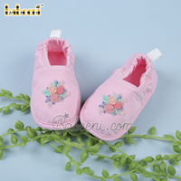 Zapatos de Bebé para Niñas, Diseño Floral, Estilo Slip-On, Bordado a Mano, Color Menta, Tejido de Punto Ignífugo, No Tóxico, Certificado OEKO-TEX
