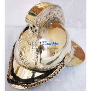 Casque de pompier victorien fait main en laiton poli, style nautique, décor médiéval portable, cadeaux de Noël et de remise de diplôme Tanishka - Product Image 1