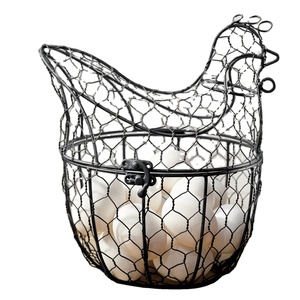 Panier à œufs en forme de poule en fer forgé noir avec revêtement en poudre, support de rangement et d'exposition élégant pour la cuisine par ACMI Metal - Product Image 1