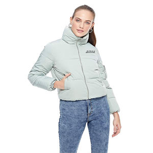 Vestes bouffantes pour femmes fabriquées en usine avec impression de logo de broderie privée à vendre - Product Image 4
