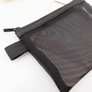 Pochette d'organisation de maquillage en PVC transparent personnalisable avec fermeture à glissière caractéristique étanche pour le stockage de maquillage - Product Image 2