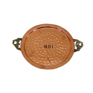 ถาดโลหะทรงกลมสำหรับเสิร์ฟอาหารเย็นดีไซน์แบบทุบอุปกรณ์ตกแต่งโต๊ะอาหารในร้านอาหาร - Product Image 1