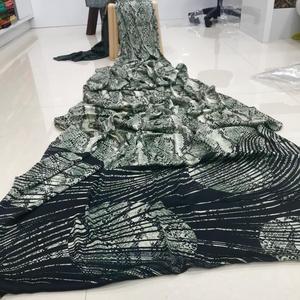 Vêtements de fête les plus attrayants Saree en satin de soie imprimé numérique avec chemisier en satin de soie Les femmes indiennes portent du sari bas prix de gros ethnique - Product Image 4