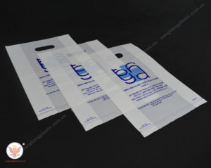 Bolsa de fuelle troquelada de plástico LDPE blanco de alta calidad con logotipo personalizado para compras de ropa y exposiciones en supermercados - Product Image 4