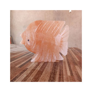 Lampe de sel de poisson en forme d'animal rose himalayen avec décoration sculptée sur socle en bois Logo personnalisé de haute qualité par Impex Pakistan - Product Image 3