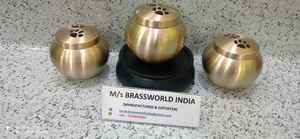 PET ODYSSEY CREMATION URN de BRSSWORLD INDIA Golden con Black Paw Print Brass Funeral Supply Product - Product Image 4