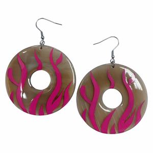 Pendientes de tuerca de cuerno de Búfalo Blanco más vendidos con perla, lindos productos artesanales para fiestas y compromisos - Product Image 1